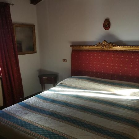 Casetta Verde Guest House Vaiano  Rom bilde